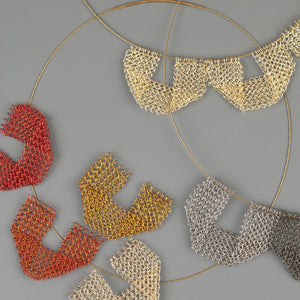Keep it simple - a new geometric wire crochet necklace