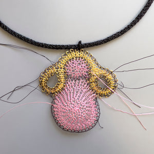 wire crochet art work - Yooladesign
