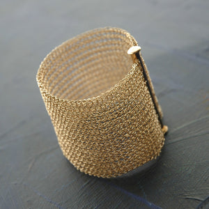 How to crochet a Cuff Bracelet , PDF pattern - Yooladesign