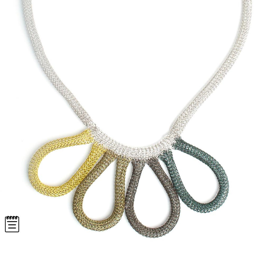 clover necklace crochet pattern - Yooladesign