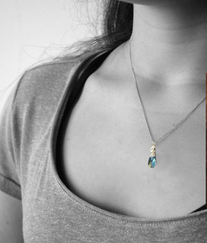 Blue Swarovski Crystal on Gold Necklace, Unique Crocheted Pendant. - Yooladesign