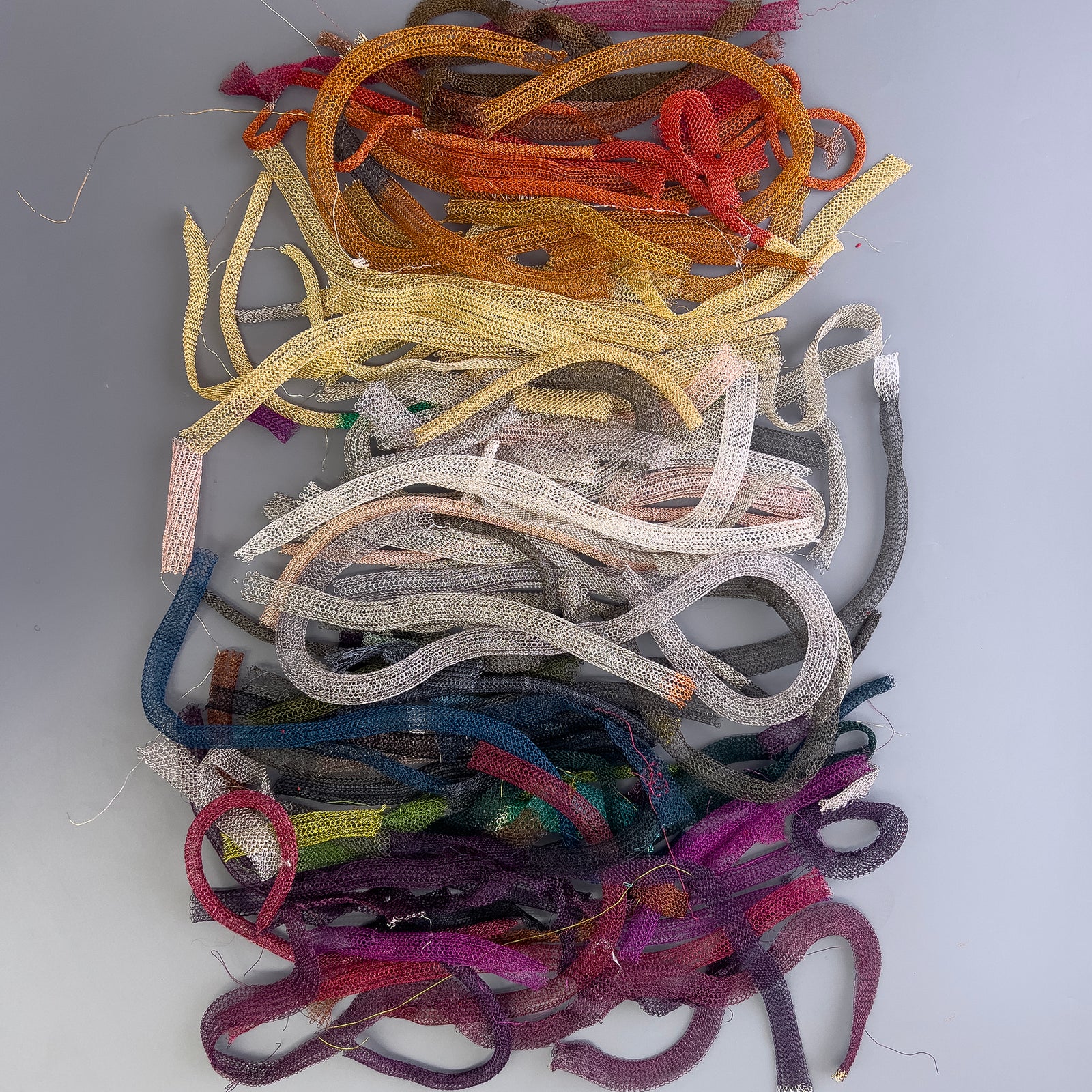 Scorta di tubi lavorati a maglia