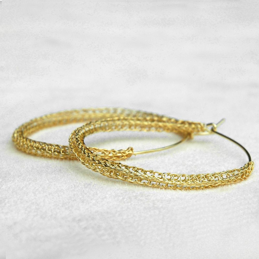 Free - how to make hoop earrings - Yooladesign