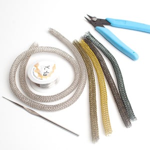 Clover statement necklace - Partial Wire Crochet materials - YoolaDesign