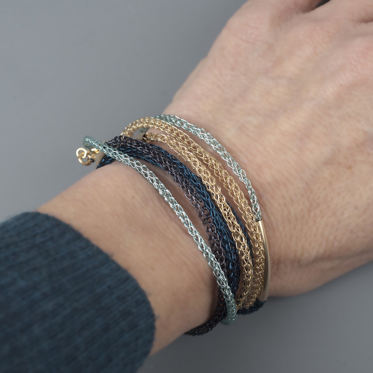 Layering Bracelet Wire crochet jewelry pattern Yooladesign