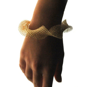 INFINITY Wire Crochet Gold Bracelet - Yooladesign