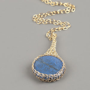 Blue Lapis lazuli pendant necklace wire crocheted in gold wire - Yooladesign