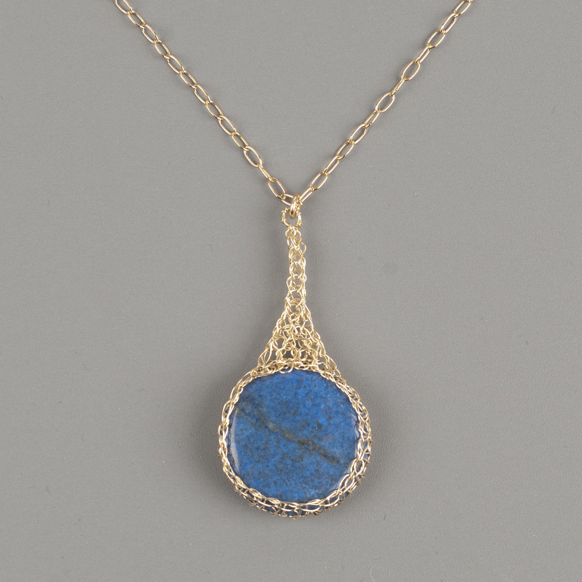 Blue Lapis lazuli pendant necklace wire crocheted in gold wire - Yooladesign
