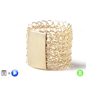 Gold Stamp Ring - wire crochet pattern - YoolaDesign