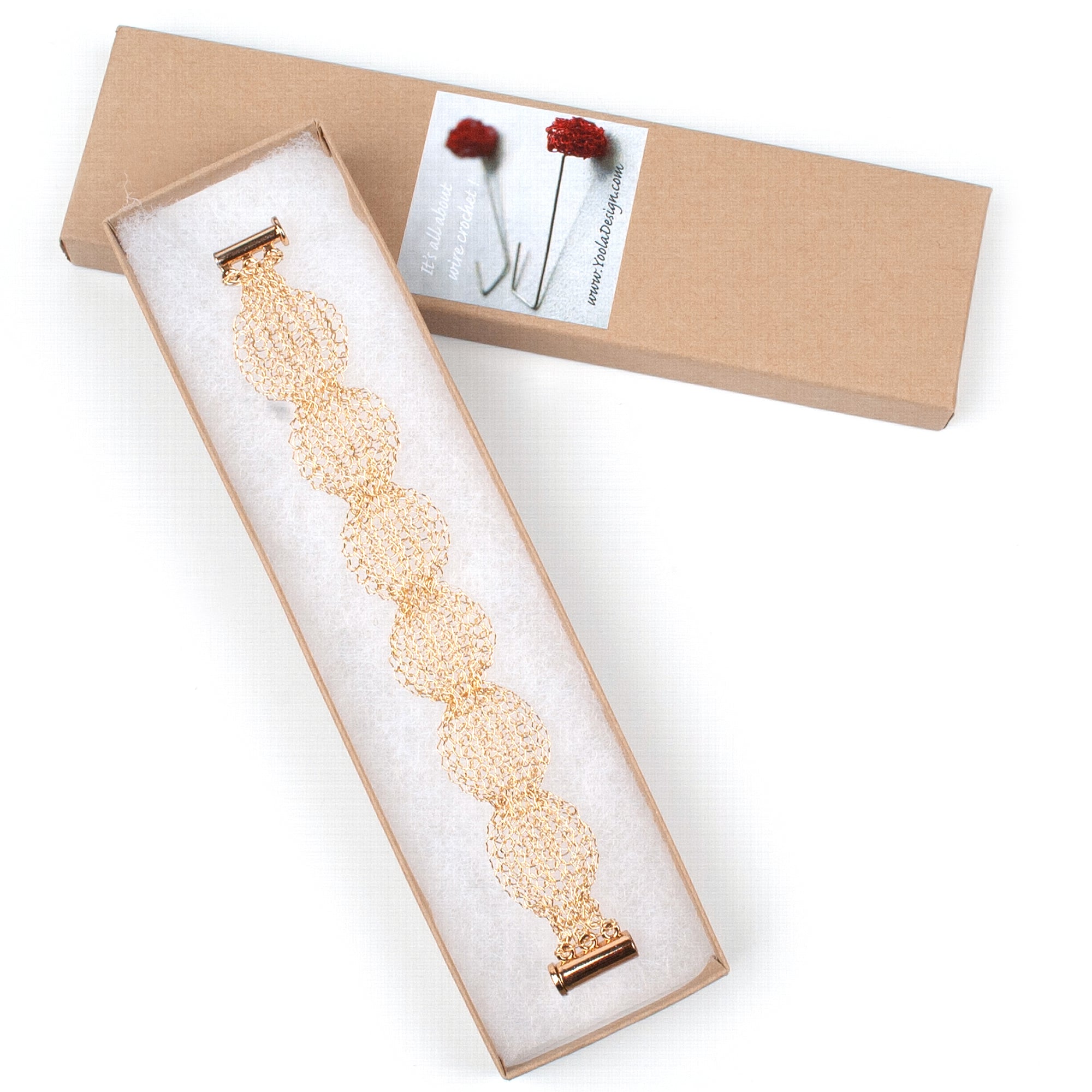 Wavy gold cuff bracelet - Yooladesign