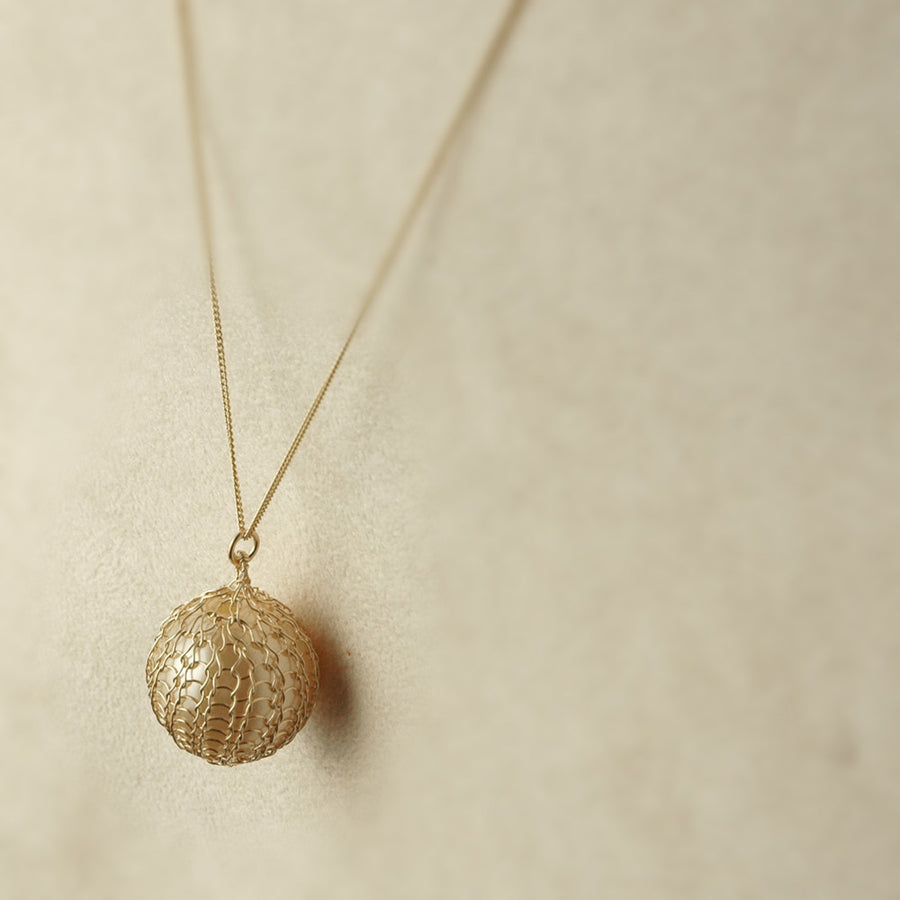 Pearl Pendant Gold Wire Crochet Necklace - Yooladesign