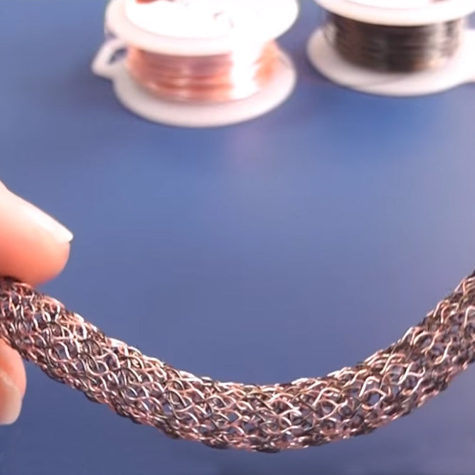 Free - how to wire crochet a zebra pattern