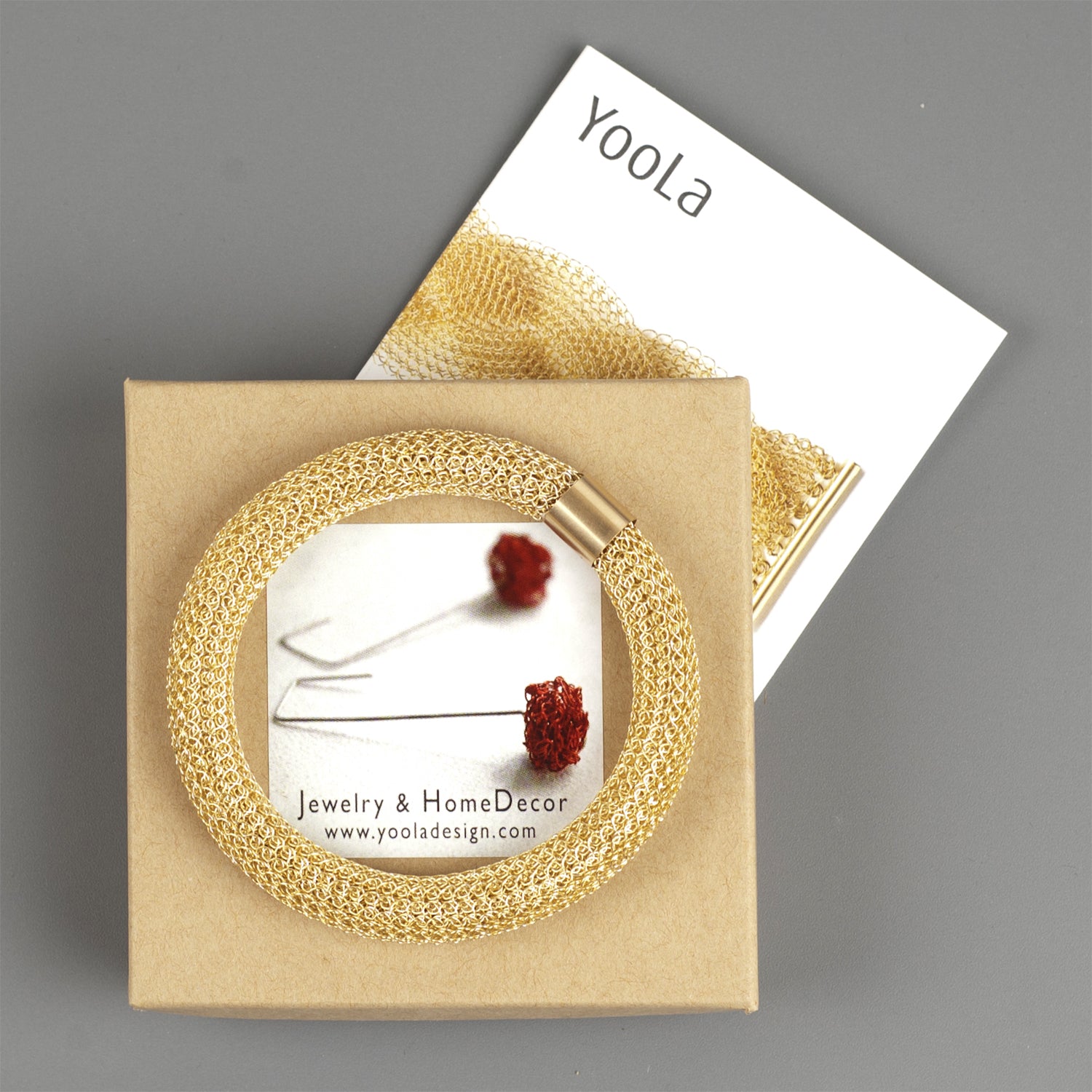 Chunky Bangle bracelet , Wire Crochet Bracelet with a tube bead - Yooladesign