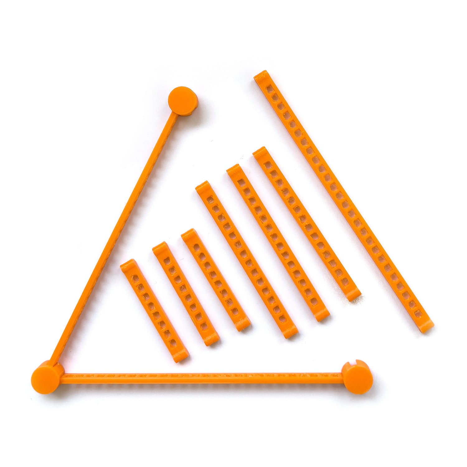 Sistema di telai poligonali, gioielli all'uncinetto in filo metallico e accessori per la casa